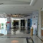 Southern Airline Pearl Hotel (Гуанчжоу, Китай)